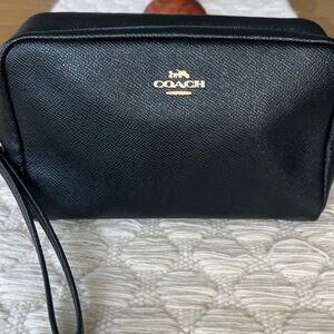 Coach F24797 Cosmetic Make Up Case Pouch